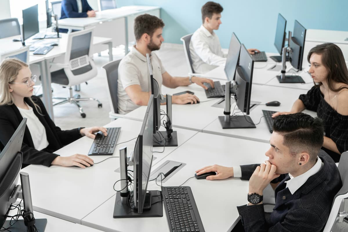 Dallas-Fort Worth office team using Microsoft Teams phone system integrated with cloud calling