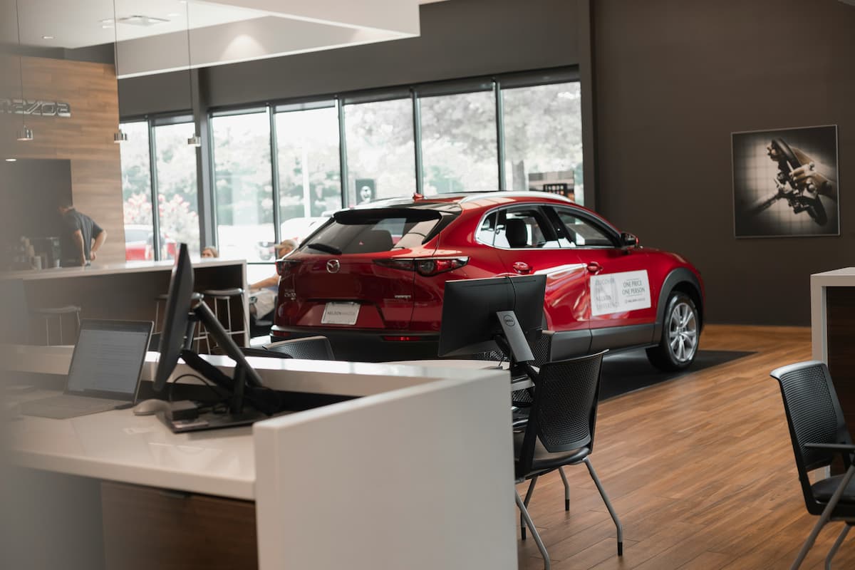 Auto dealership phone system sales floor in DFW using BDC call routing to answer customer calls